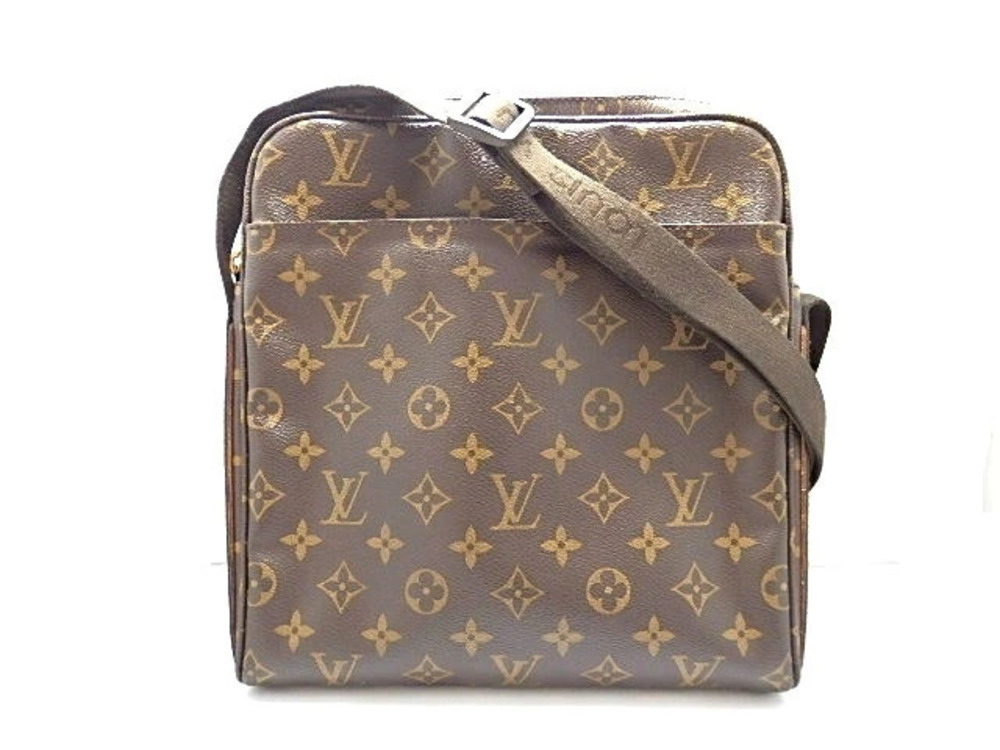 LOUIS VUITTON Shoulder Bag Trotteur Bobourg Monogram